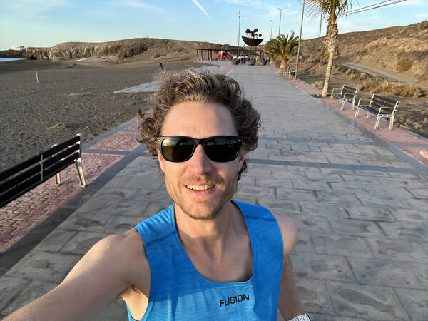 Running along the beach for 50 kilometers in the sun – life could be worse