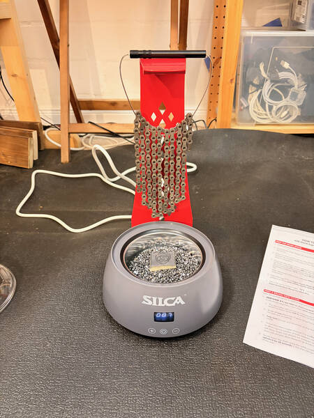 The chain-waxing standard from SILCA