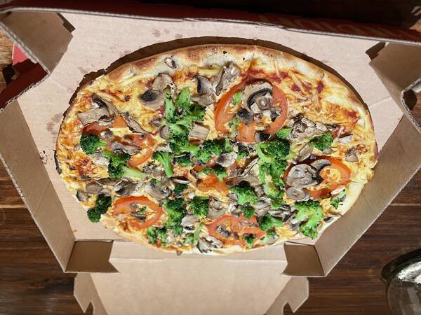 Triumphant pizza