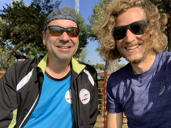 René is also here, I met him last year and then coincidentally, at the Brussels marathon, my EU finale – he also has lots of race recommendations for me