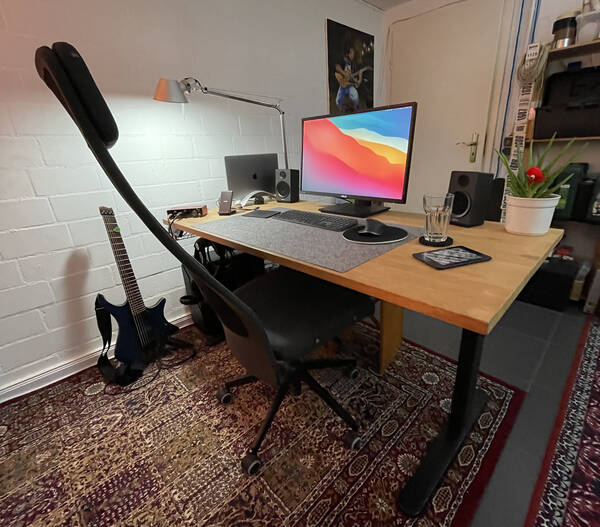 The complete basement workplace