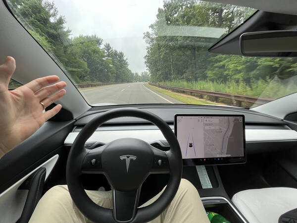 Has offset itself after 70,000 driven miles: a self-driving Tesla